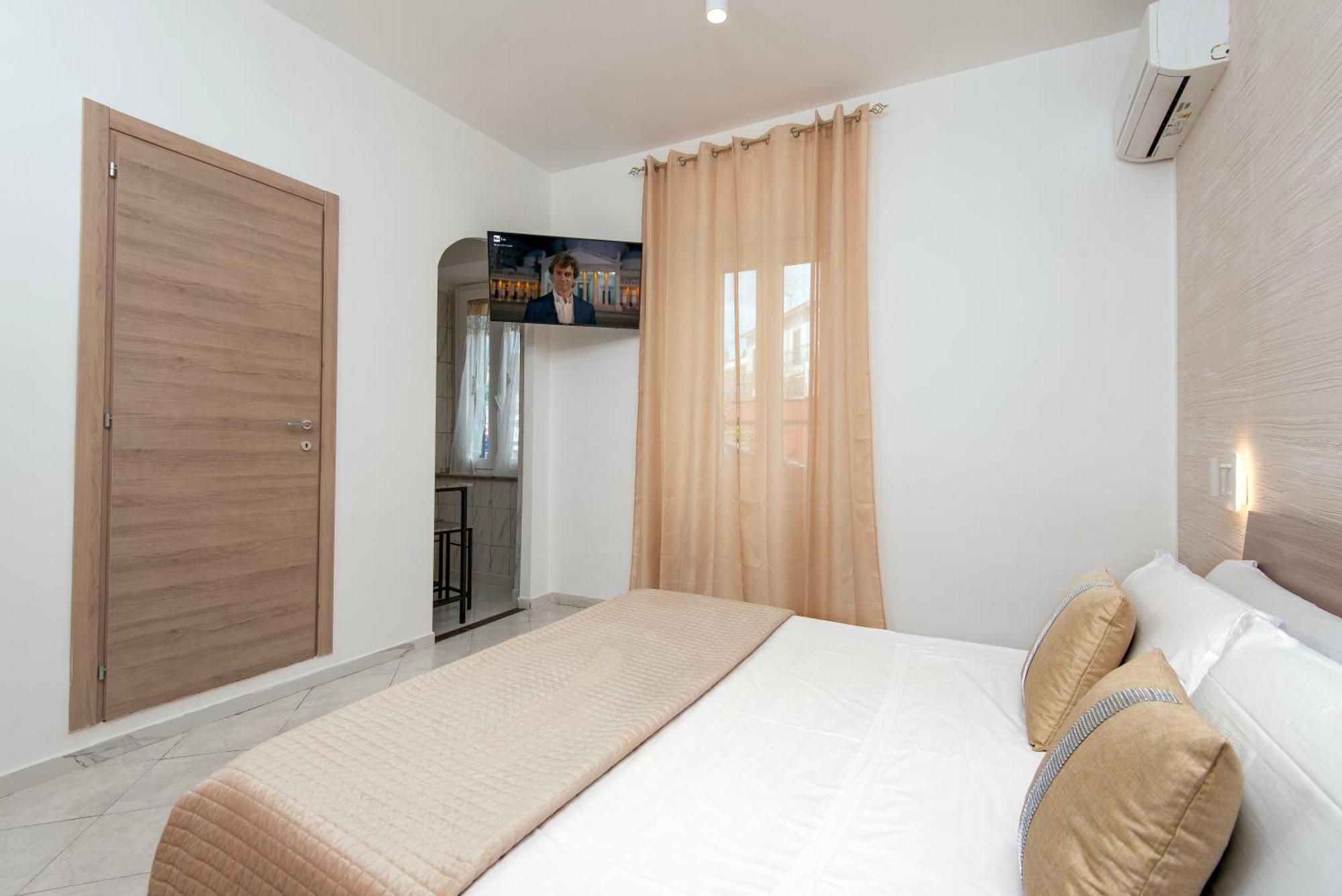 Casa Vacanze Carolina 348 나폴리 외부 사진